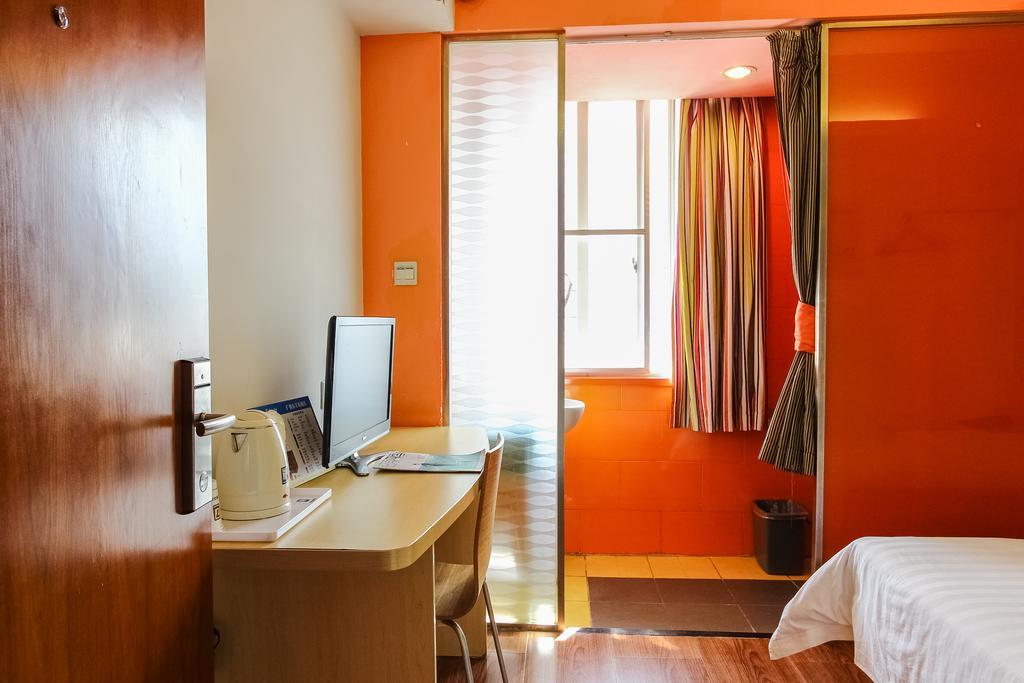7Days Inn Guangzhou Wuyang New Town Exterior photo